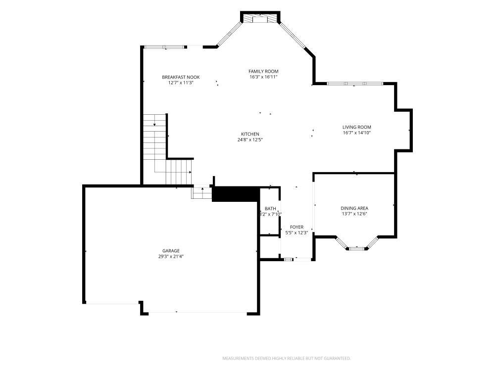 5911 Theden St, Shawnee, KS 66218