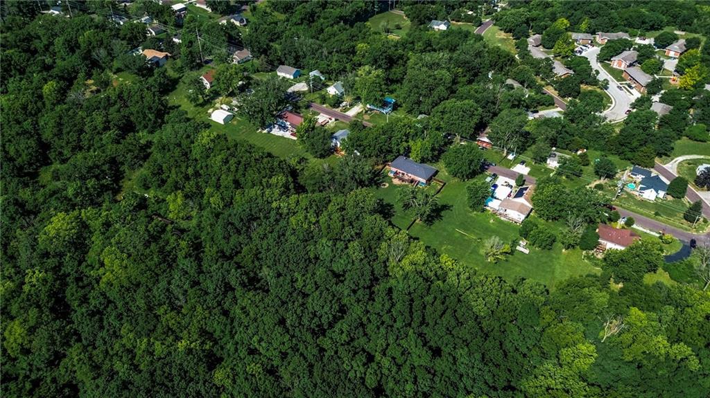 609 Salem Rd, Excelsior Springs, MO 64024