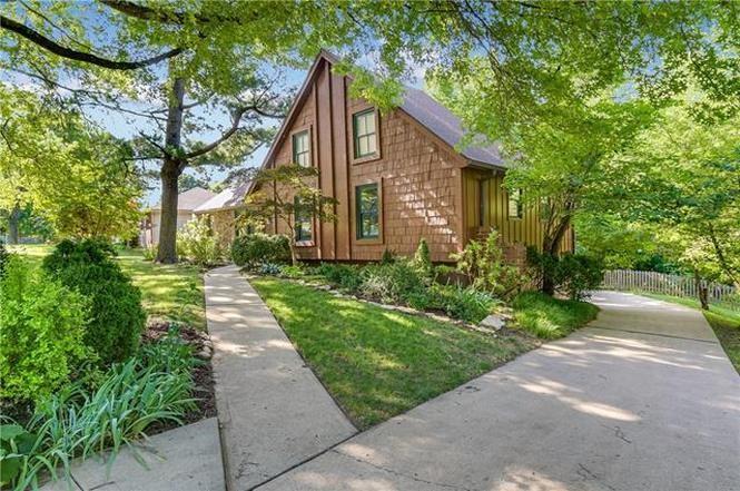 1107 E 109th Ter, Kansas City, MO 64131