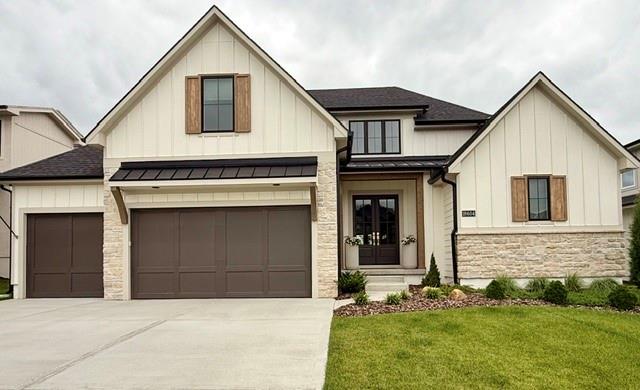 18604 Howe Dr, Overland Park, KS 66085