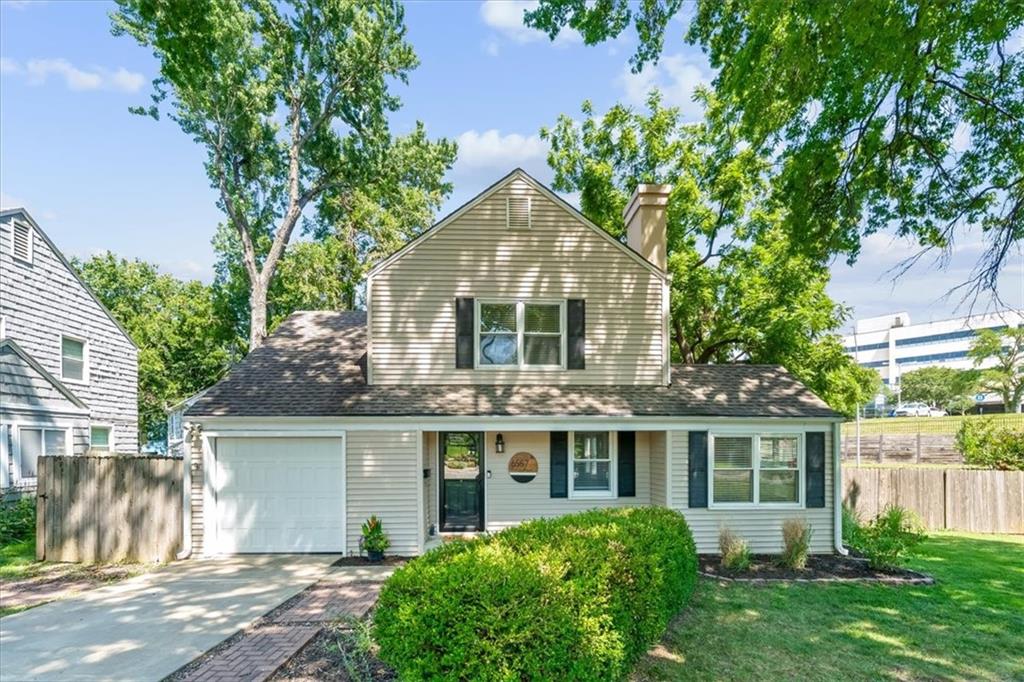 6557 Holmes Rd, Kansas City, MO 64131
