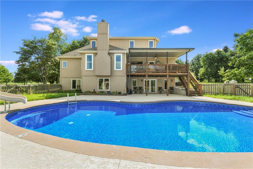 483 1501st Rd, Holden, MO 64040
