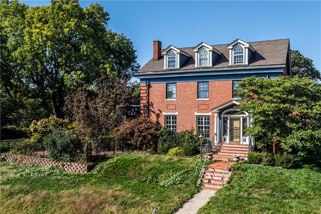840 N 25th St, St Joseph, MO 64506