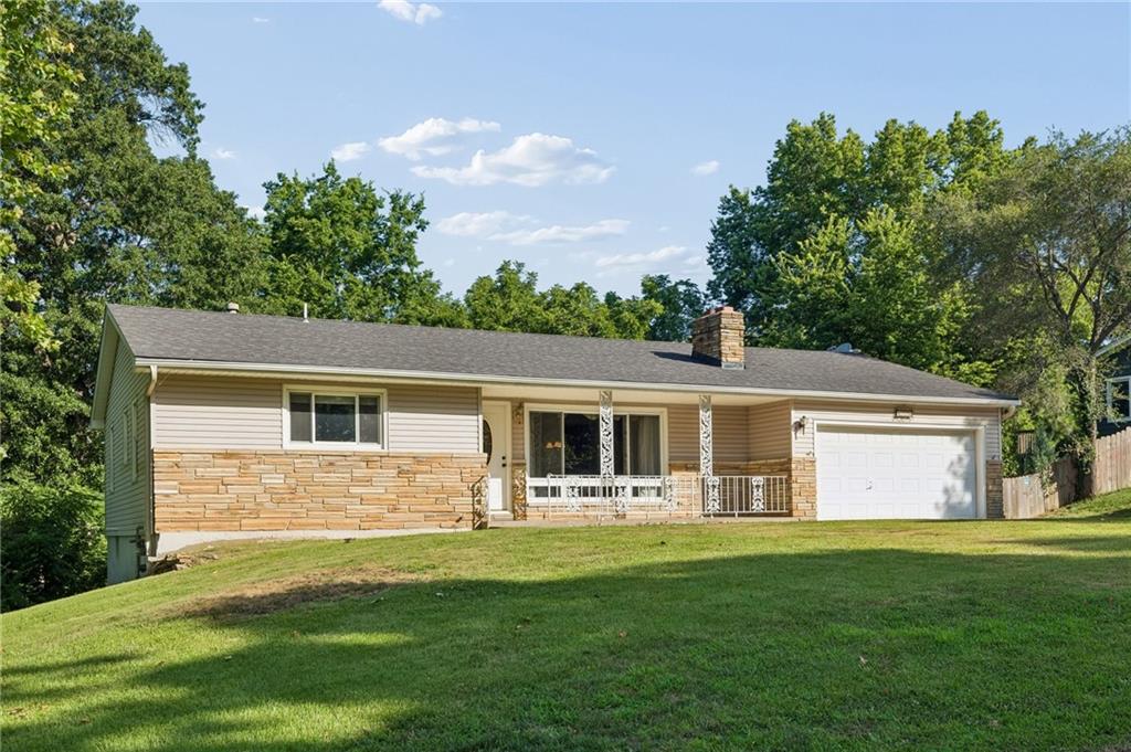 6826 N Baltimore Ave, Gladstone, MO 64118
