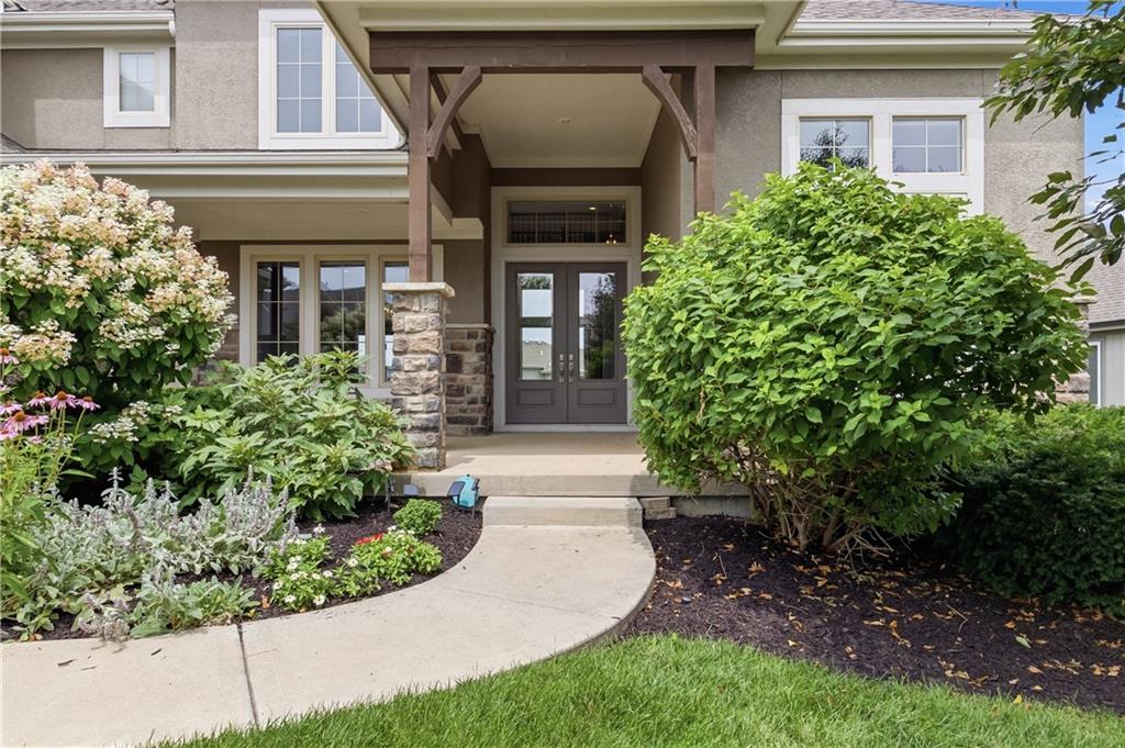 10408 W 172nd St, Overland Park, KS 66221