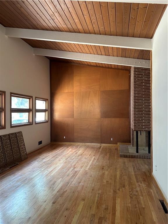 1100 W 88th St, Kansas City, MO 64114