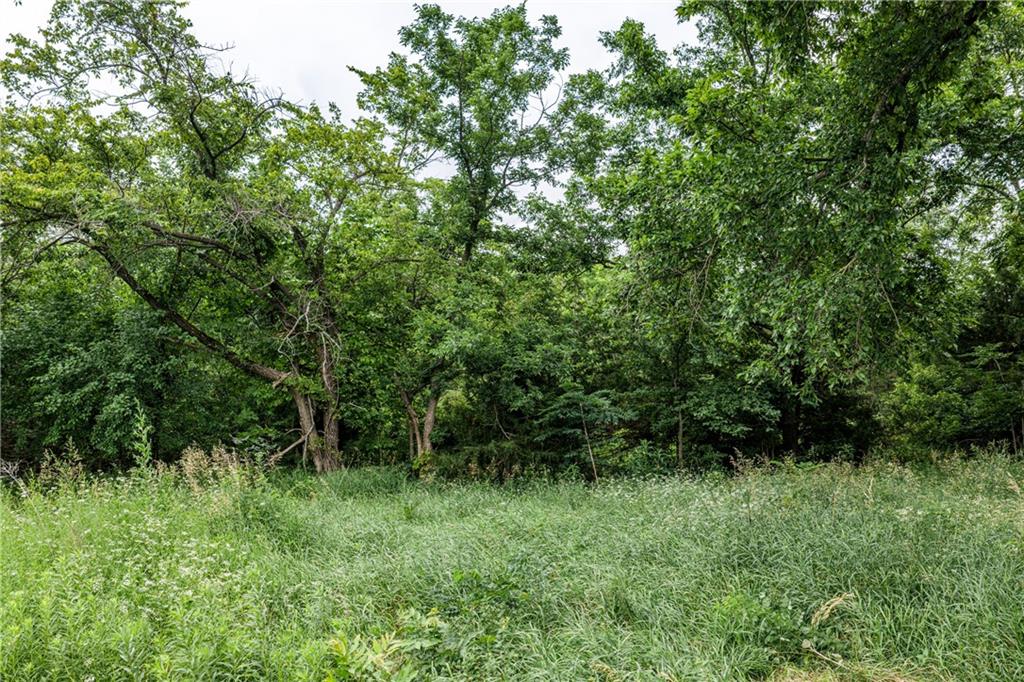 16800 E 1850 Rd, Lacygne, KS 66040