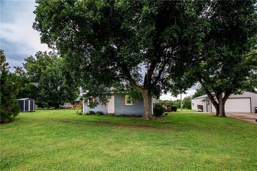 16800 E 1850 Rd, Lacygne, KS 66040