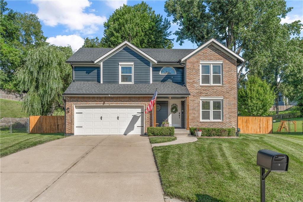 6498 NW Morrell Dr, Parkville, MO 64152