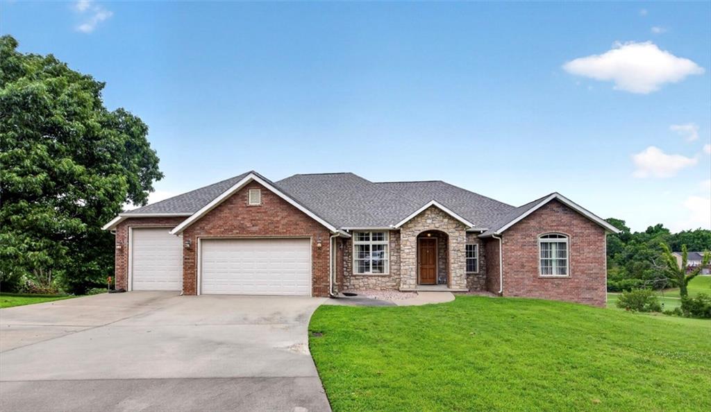 2511 Fairway Dr, Joplin, MO 64804