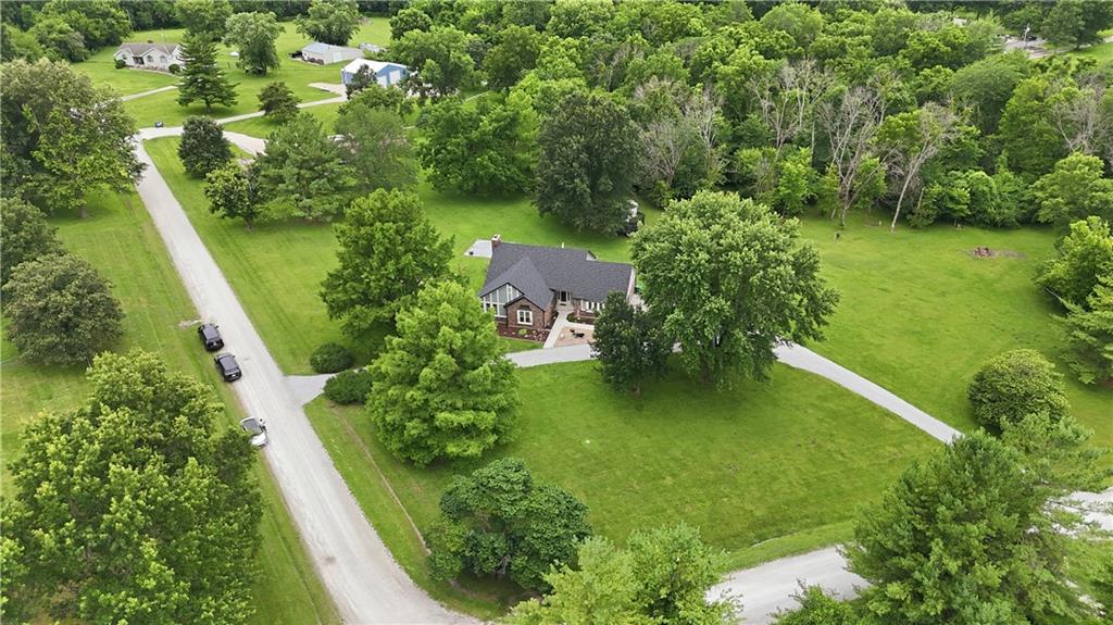 15007 E 200th St, Peculiar, MO 64078
