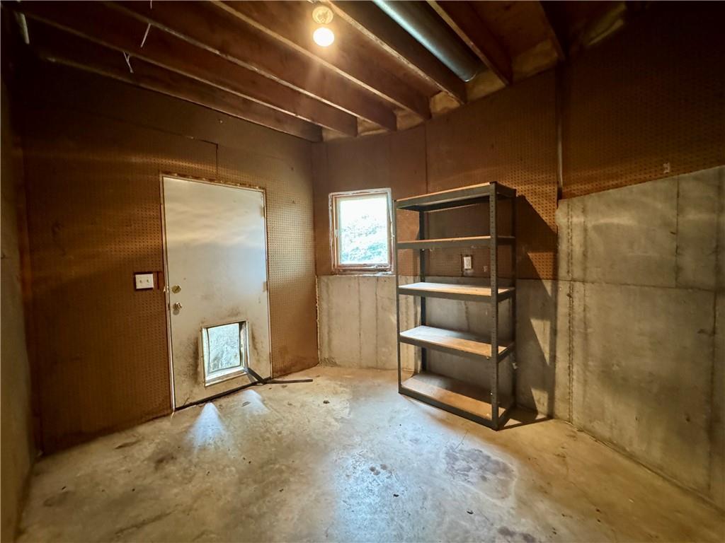 26450 W 106th Ter, Olathe, KS 66061