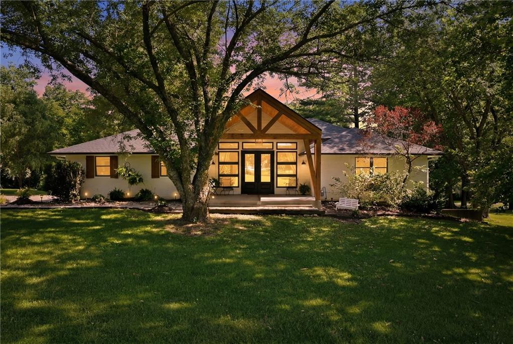 13901 Leavenworth Rd, Basehor, KS 66007