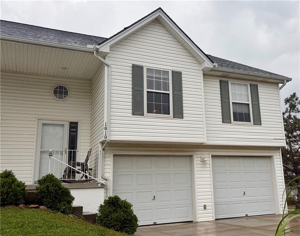 1819 1st St, Platte City, MO 64079