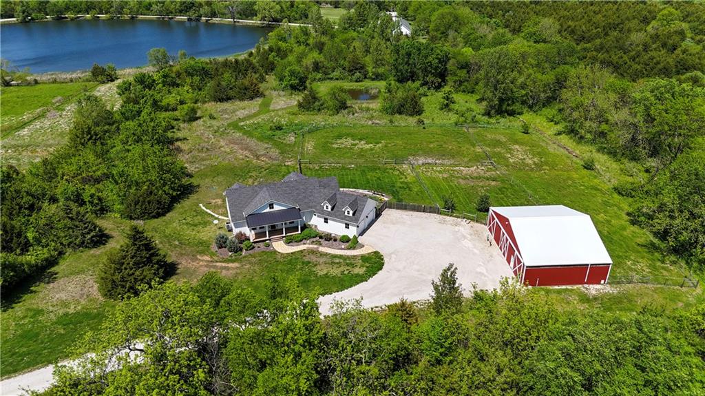 30424 W 271st St, Paola, KS 66071