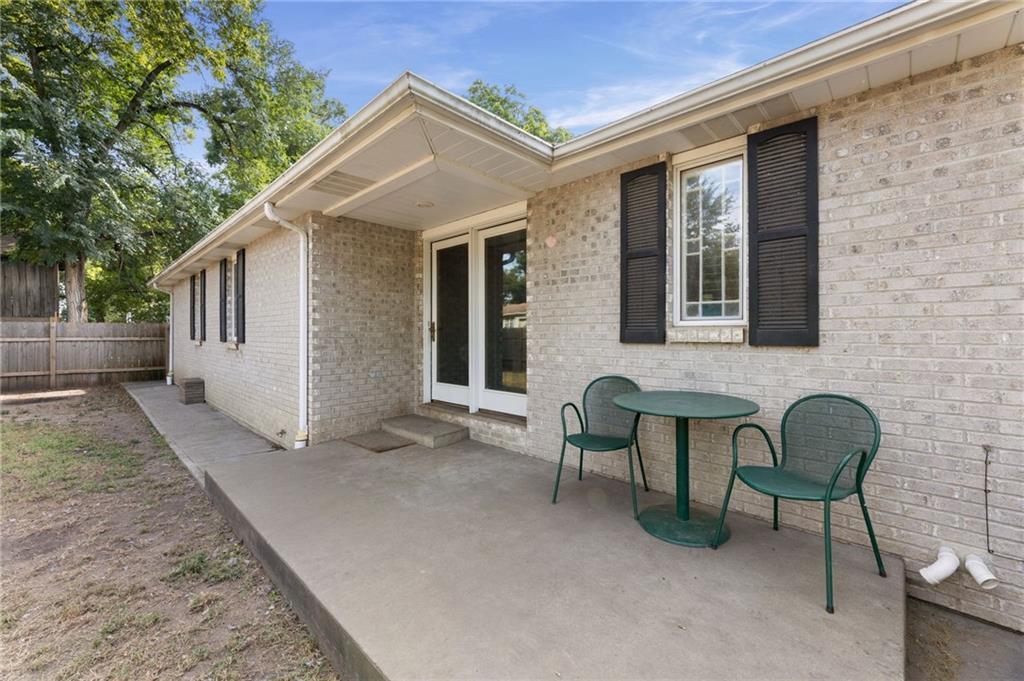 1112 Church St, Eudora, KS 66025
