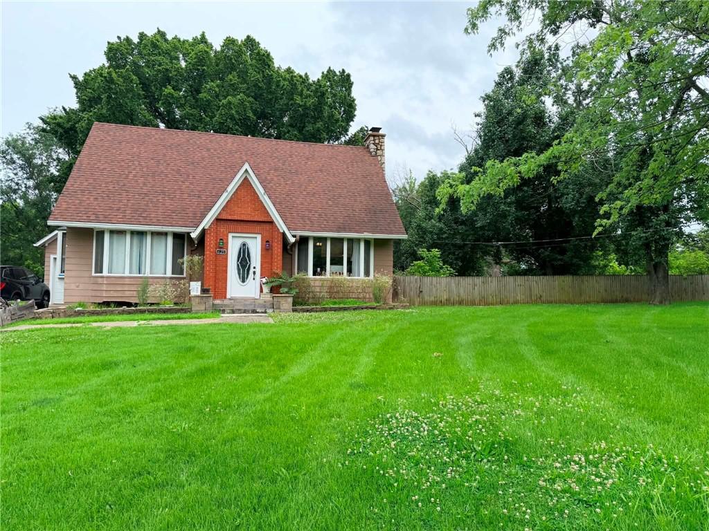 625 Walnut St, Osceola, MO 64776