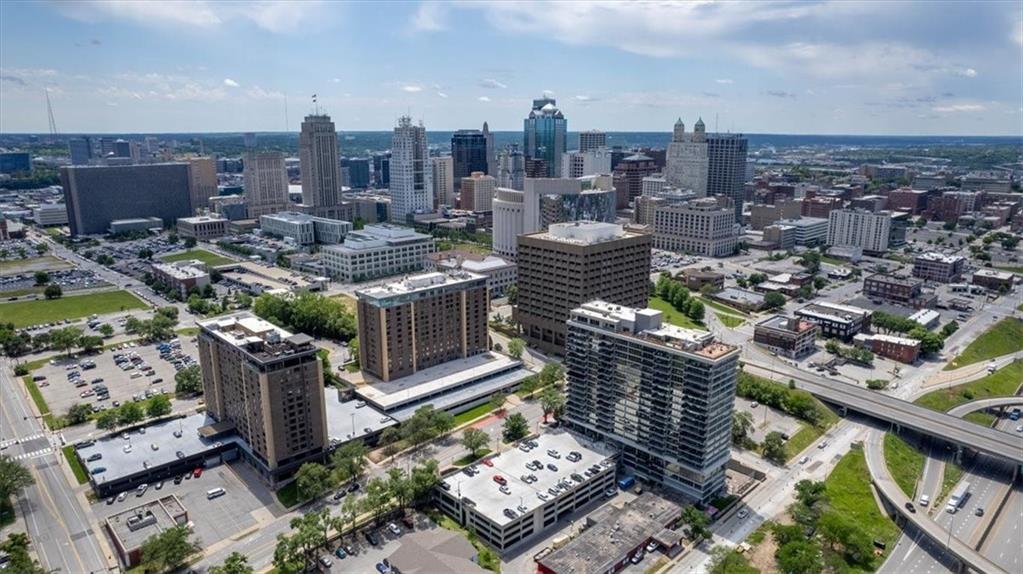 600 E Admiral Blvd #408, Kansas City, MO 64106