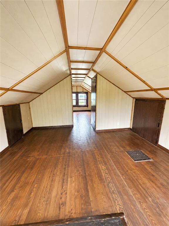 606 W 4th St, Holden, MO 64040