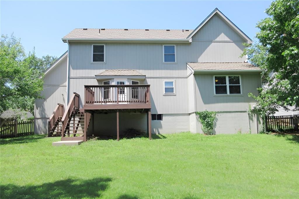 13430 W 106th St, Overland Park, KS 66215