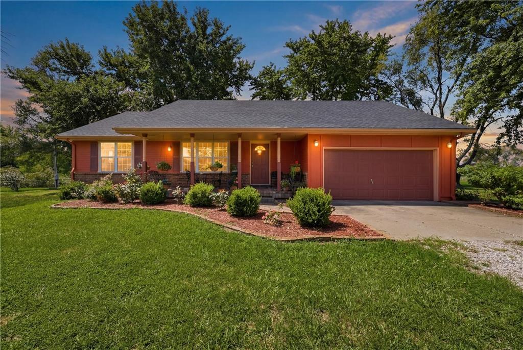 1250 NW 450 Rd, Holden, MO 64040