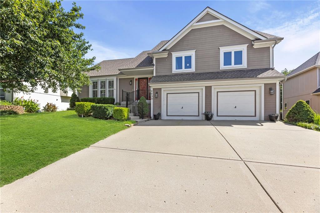 7433 N Smalley Ave, Kansas City, MO 64158