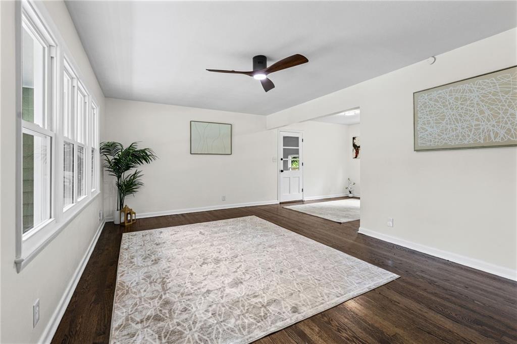 3005 N 82nd Ter, Kansas City, KS 66109