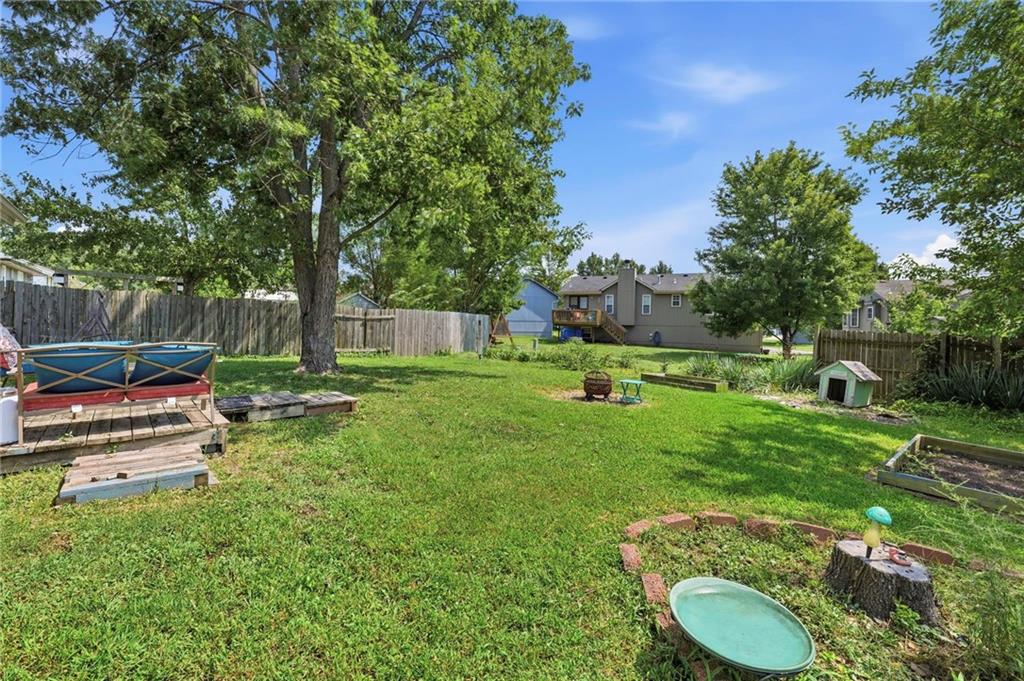 121 Brent Rd, Belton, MO 64012