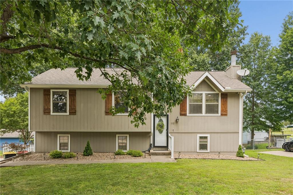 112 E Frank St, Kearney, MO 64060