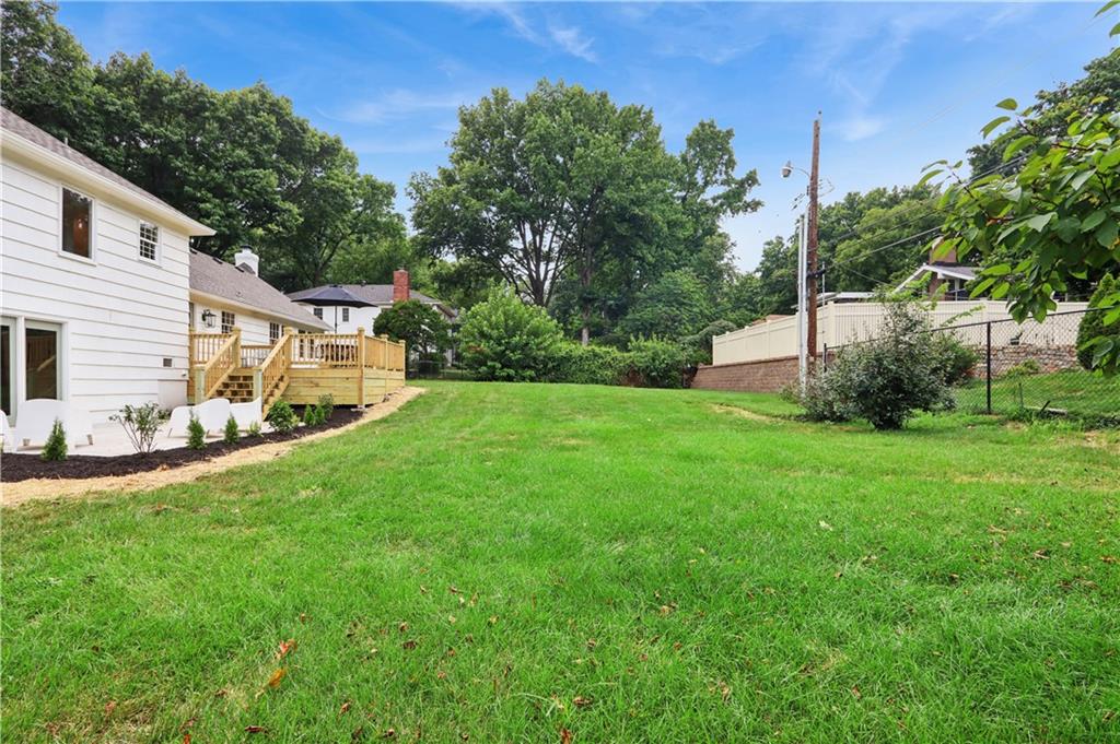 4808 W 81st St, Prairie Village, KS 66208