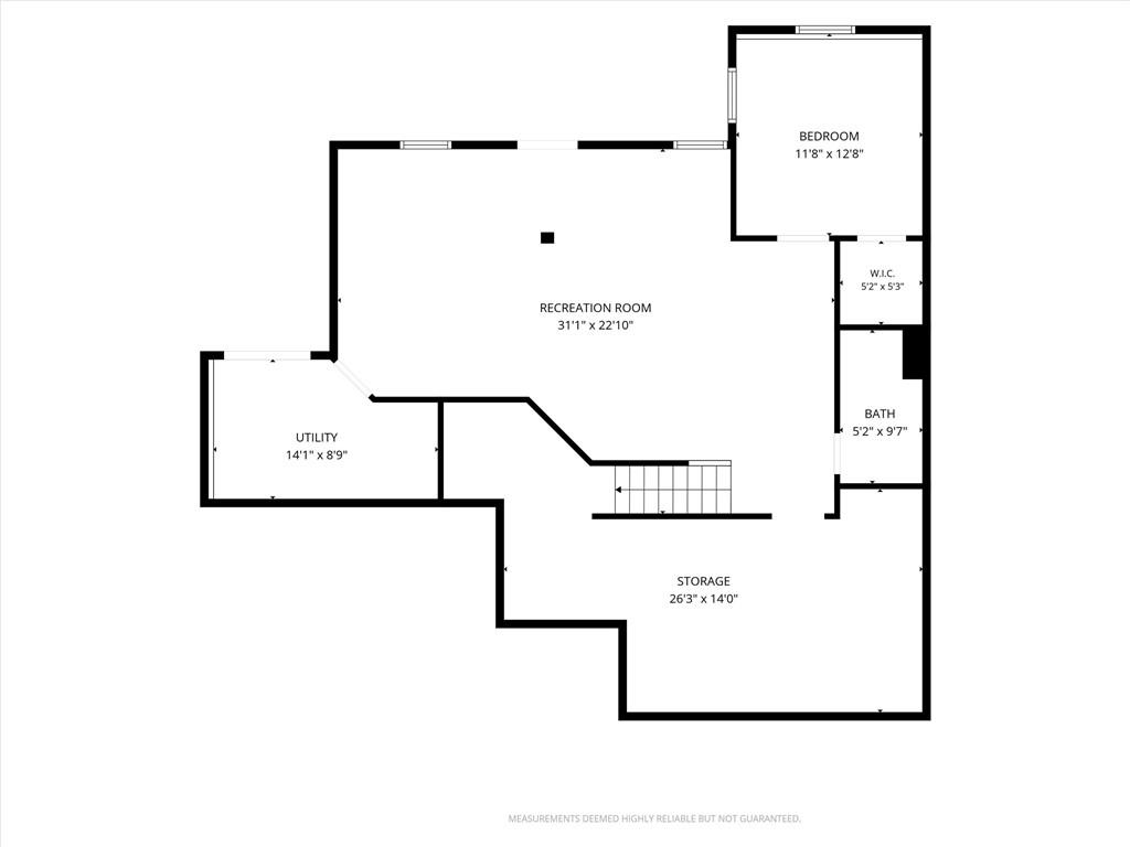 1832 Stonewood Dr, Lee's Summit, MO 64086