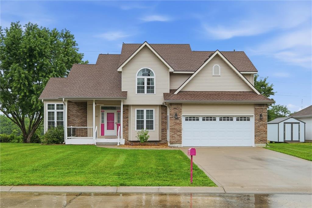 523 Ernest Dr, Clinton, MO 64735