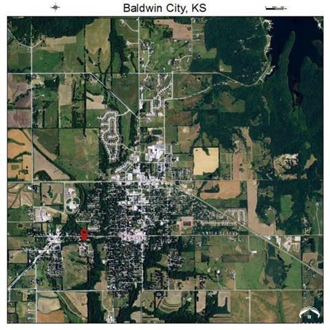 1200 Indiana St, Baldwin City, KS 66006