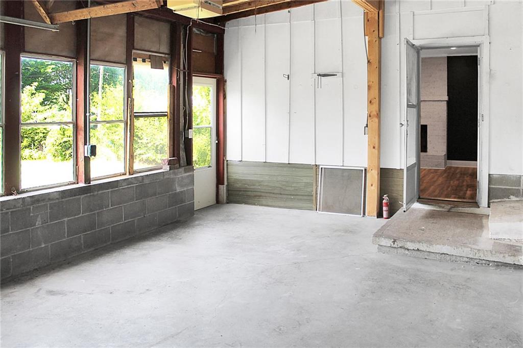 603 W 29th St, Higginsville, MO 64037