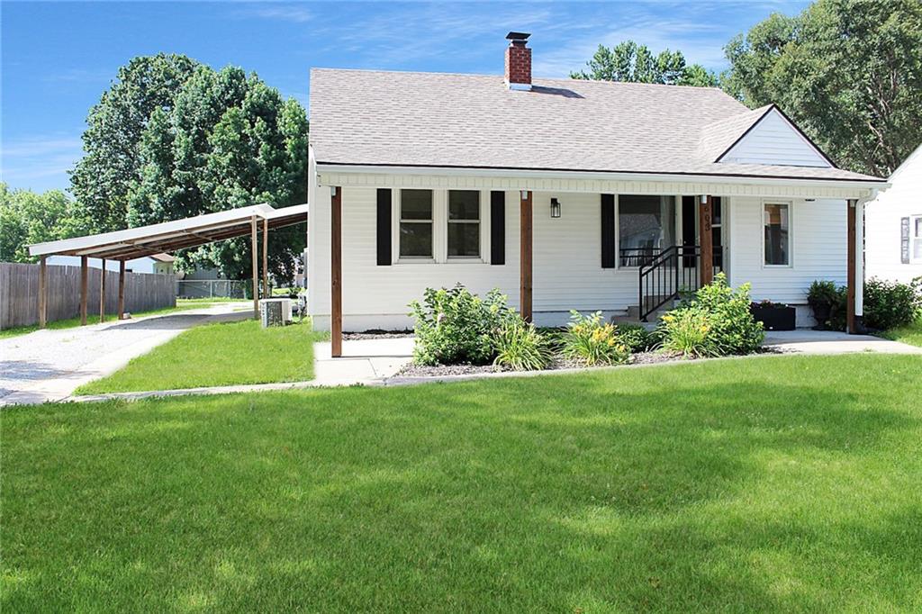603 W 29th St, Higginsville, MO 64037