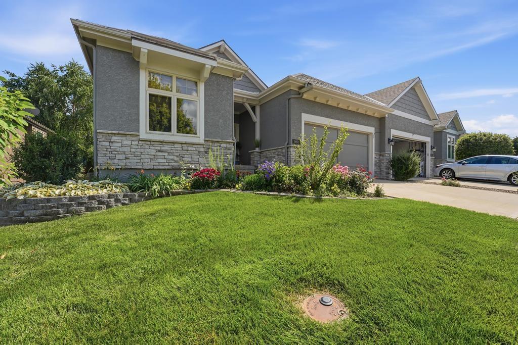 19611 W 100th St, Lenexa, KS 66220