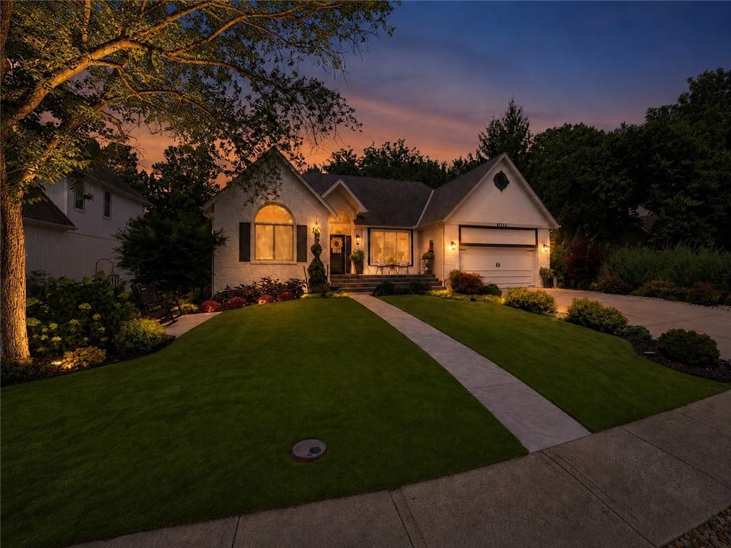15312 Woodson Ln, Overland Park, KS 66223