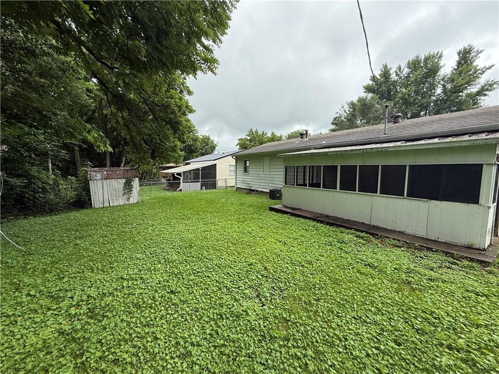 107 Berton Rd, Excelsior Springs, MO 64024