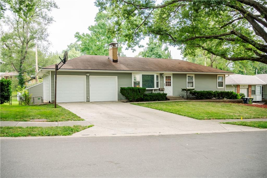 4923 Evanston Ave, Kansas City, MO 64133