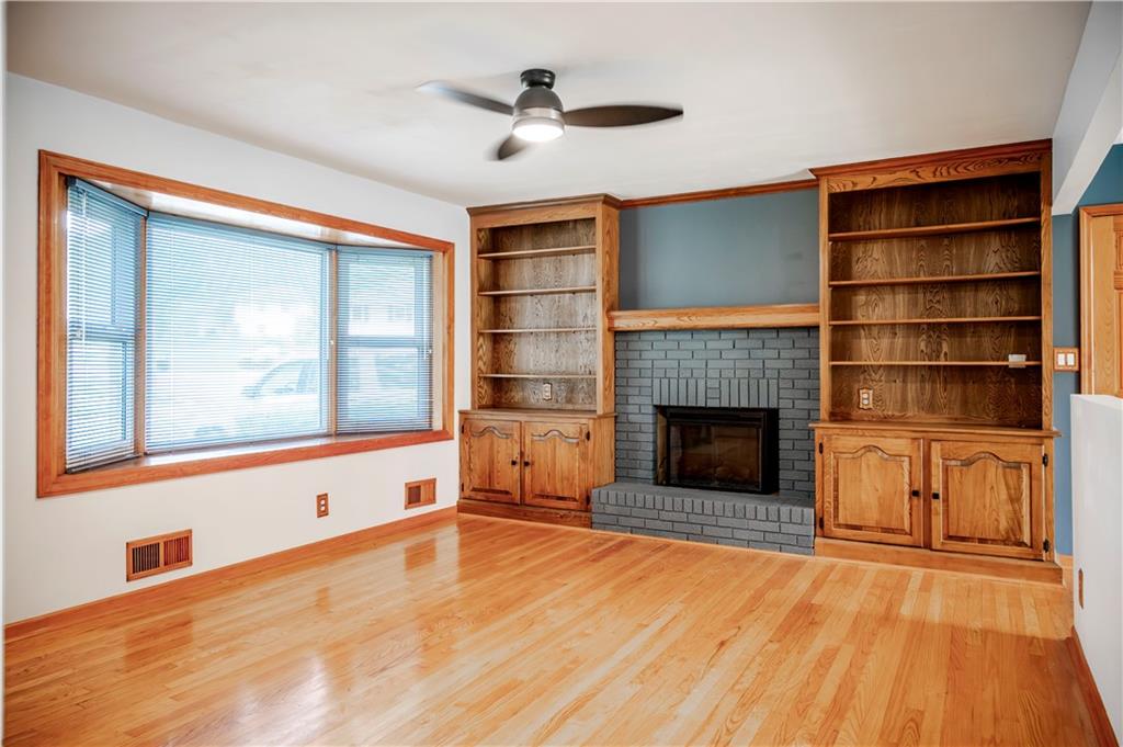 4923 Evanston Ave, Kansas City, MO 64133