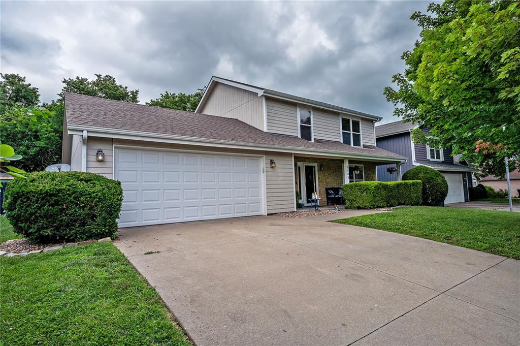 2108 E 26th St, Lawrence, KS 66046