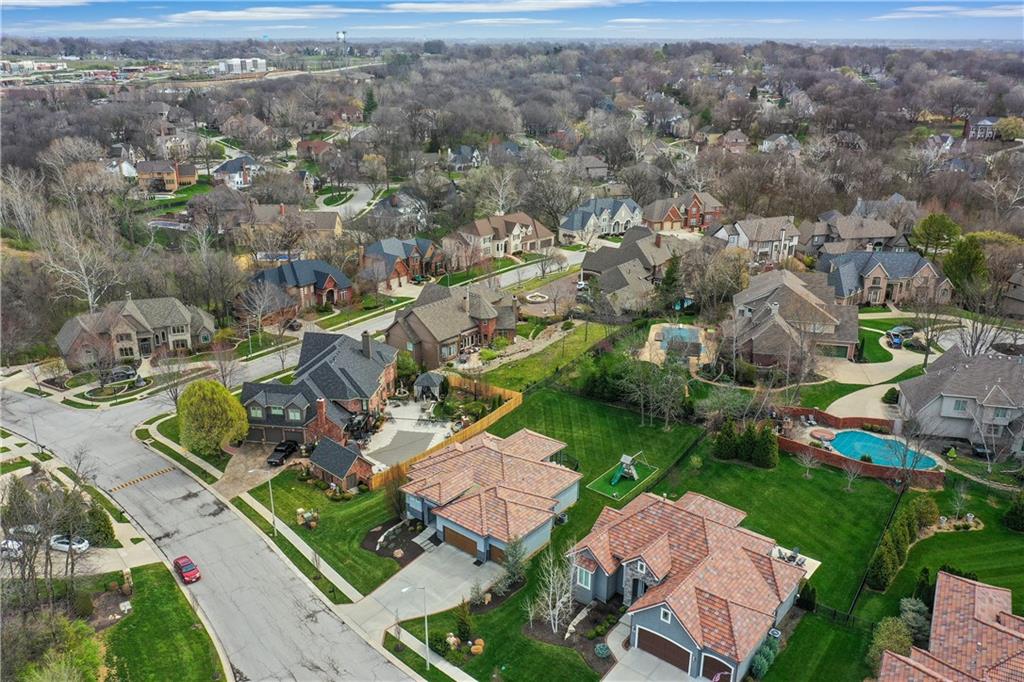 5961 N Cosby Ave, Kansas City, MO 64151