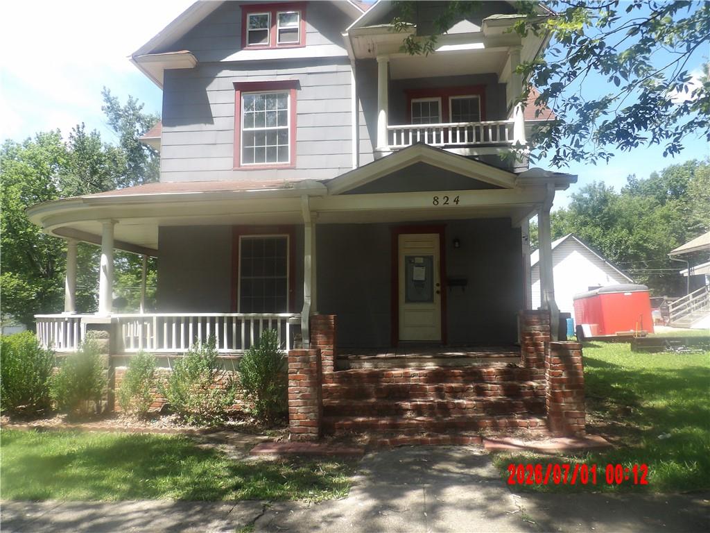 824 North St, Iola, KS 66749