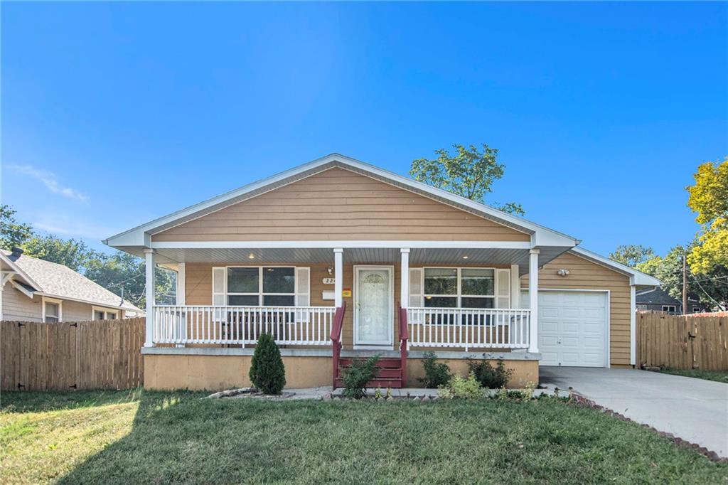 224 N 13th St, Kansas City, KS 66102