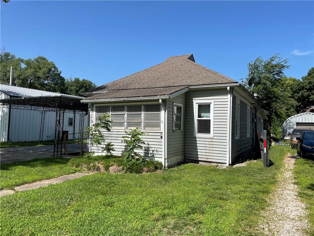 217 Main St, Linwood, KS 66052