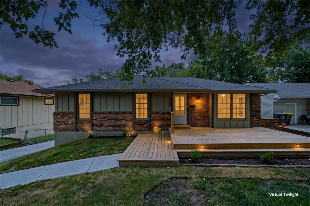 8209 Kenwood Ave, Kansas City, MO 64131