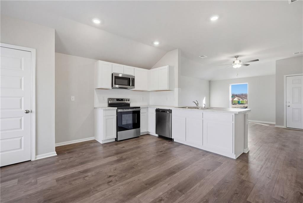 620 W Bluebird St, Gardner, KS 66030
