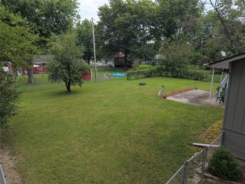 901 E Willow St, Clinton, MO 64735