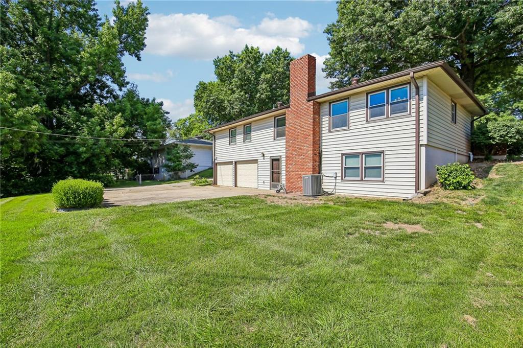 1519 N 78th St, Kansas City, KS 66112