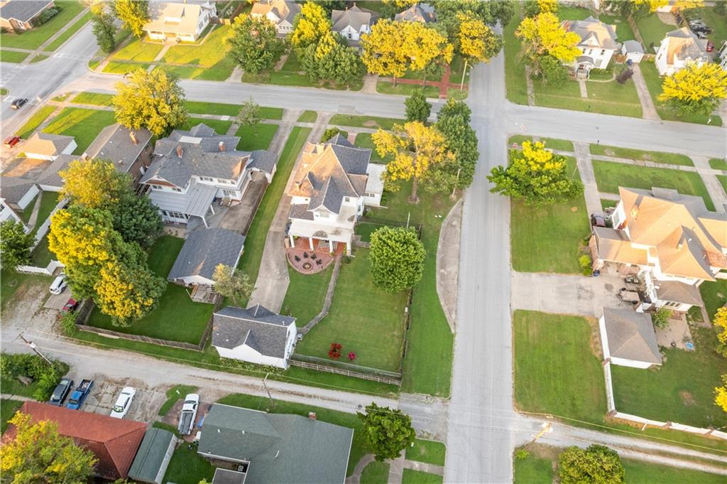 512 Willow St, Coffeyville, KS 67337